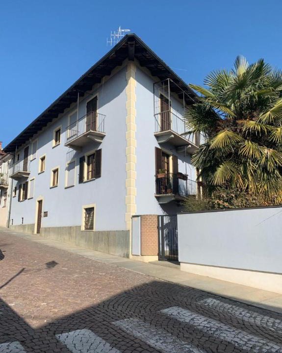 Bra House | RELAX SANTA CHIARA