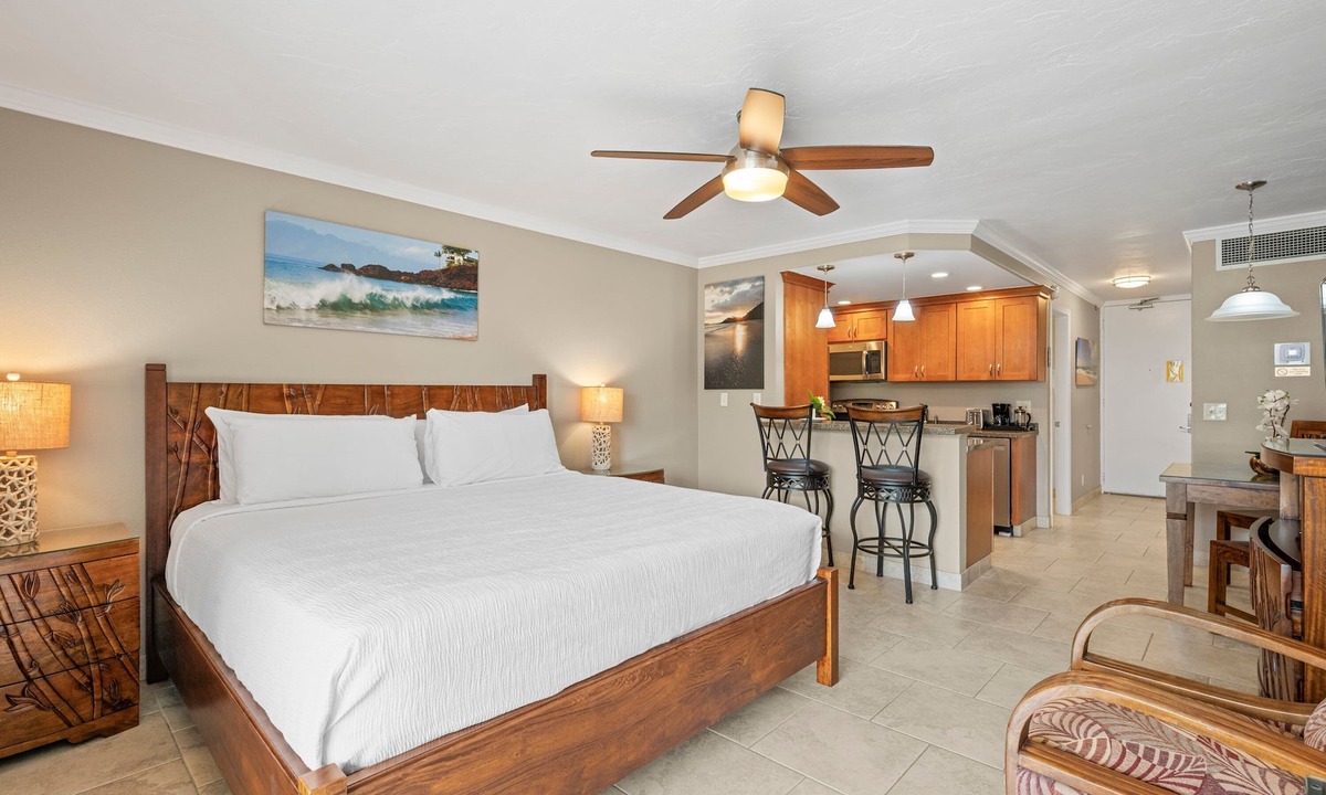 Historic Lahaina Front Street Condo | Relax & Unwind – Lahaina Shores 318 Studio