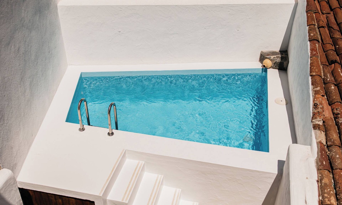 Reguengos de Monsaraz House | Relax with the family in the quiet of the Alentejo, overlooking the castle of Monsaraz.