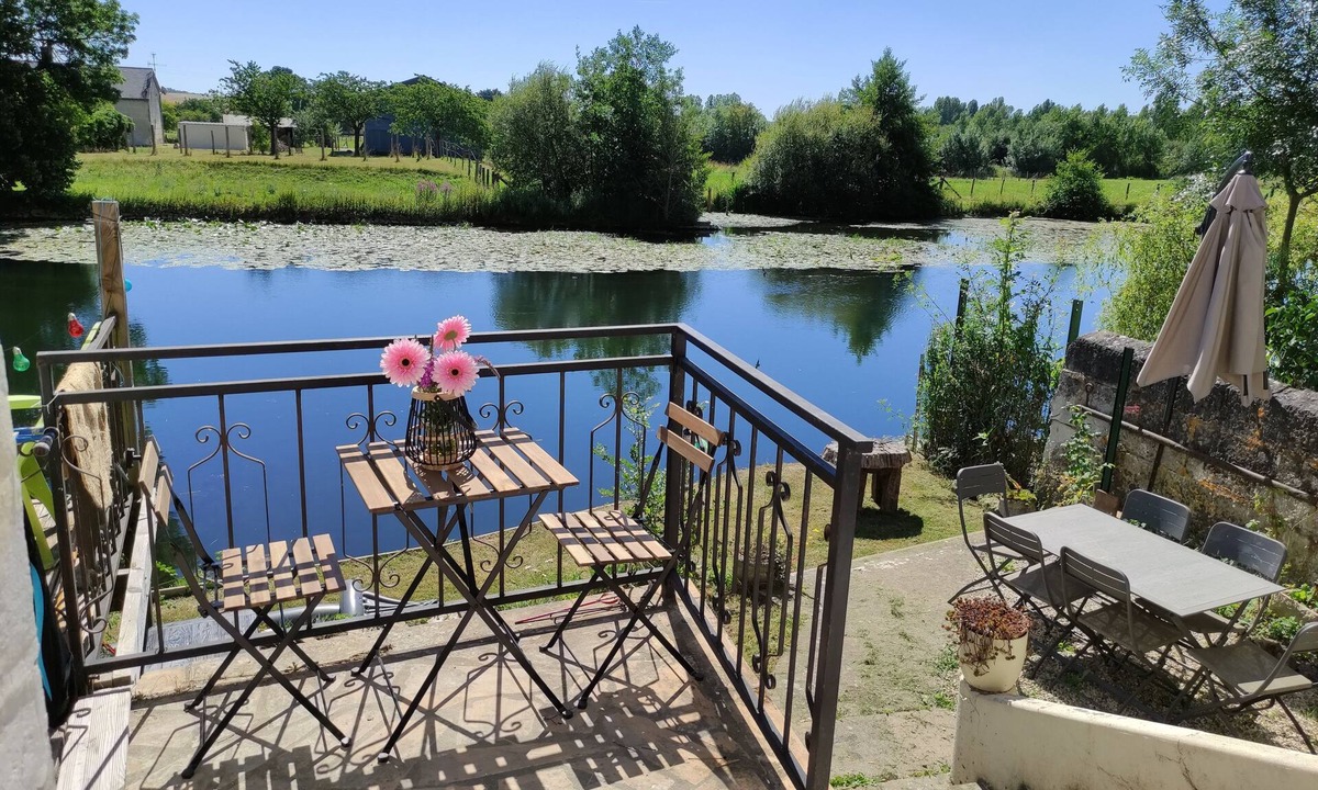 Les Roches-l'Eveque House | Relaxation on the banks of the Loir, Gîte2