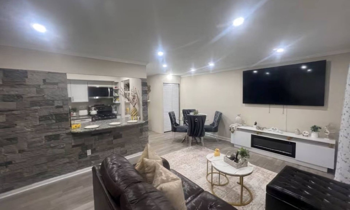Falls Church Apartment | Relaxation in Falls Church