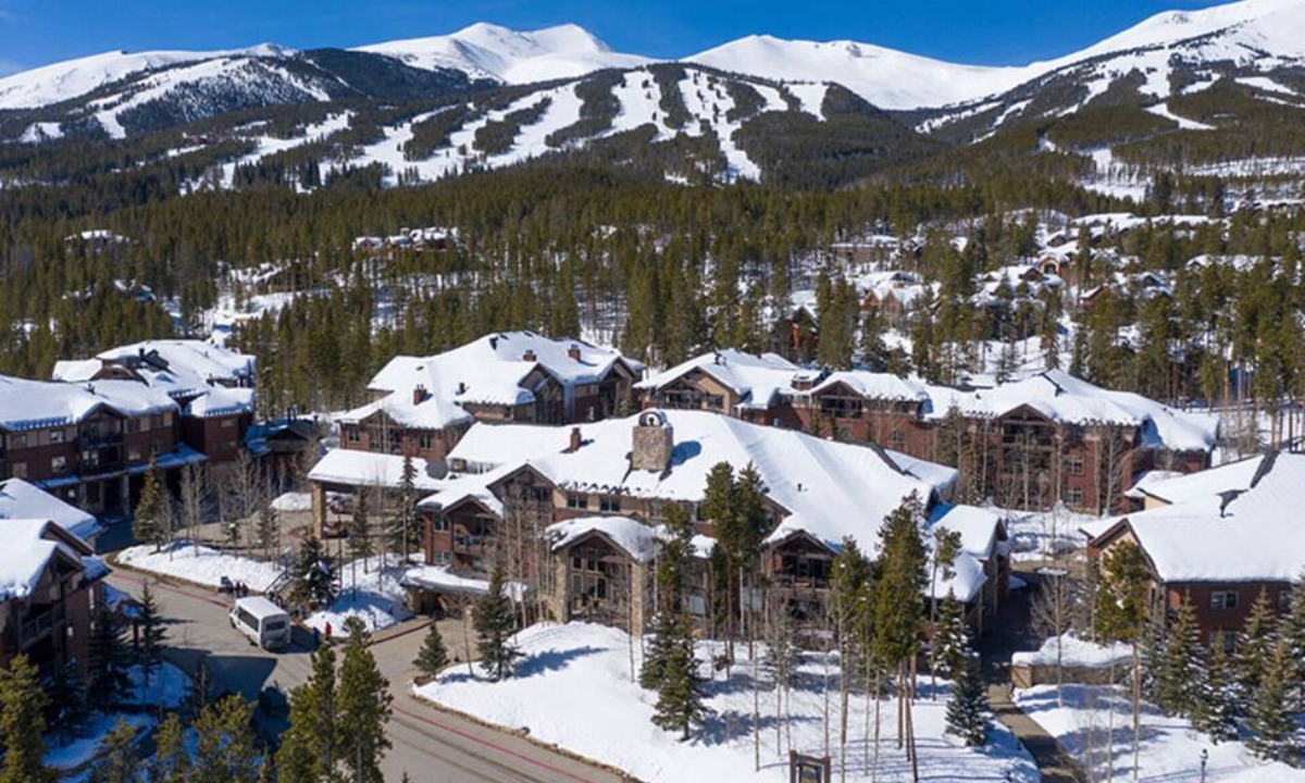 Four O'Clock Cabin | Relaxed Luxury 2BR at Grand Timber Lodge – Mountain-View Retreat in Breckenridge