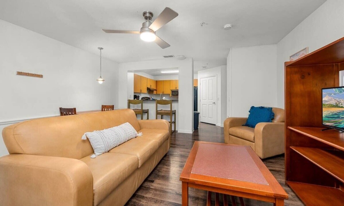 Bearss Plaza Condo | Relaxing 4BR condo w/pool & gym access