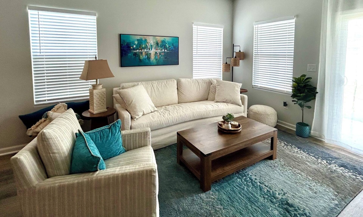 Ocean Isle Beach House | Relaxing Coastal Getaway - minutes from Beaches and Golf Courses