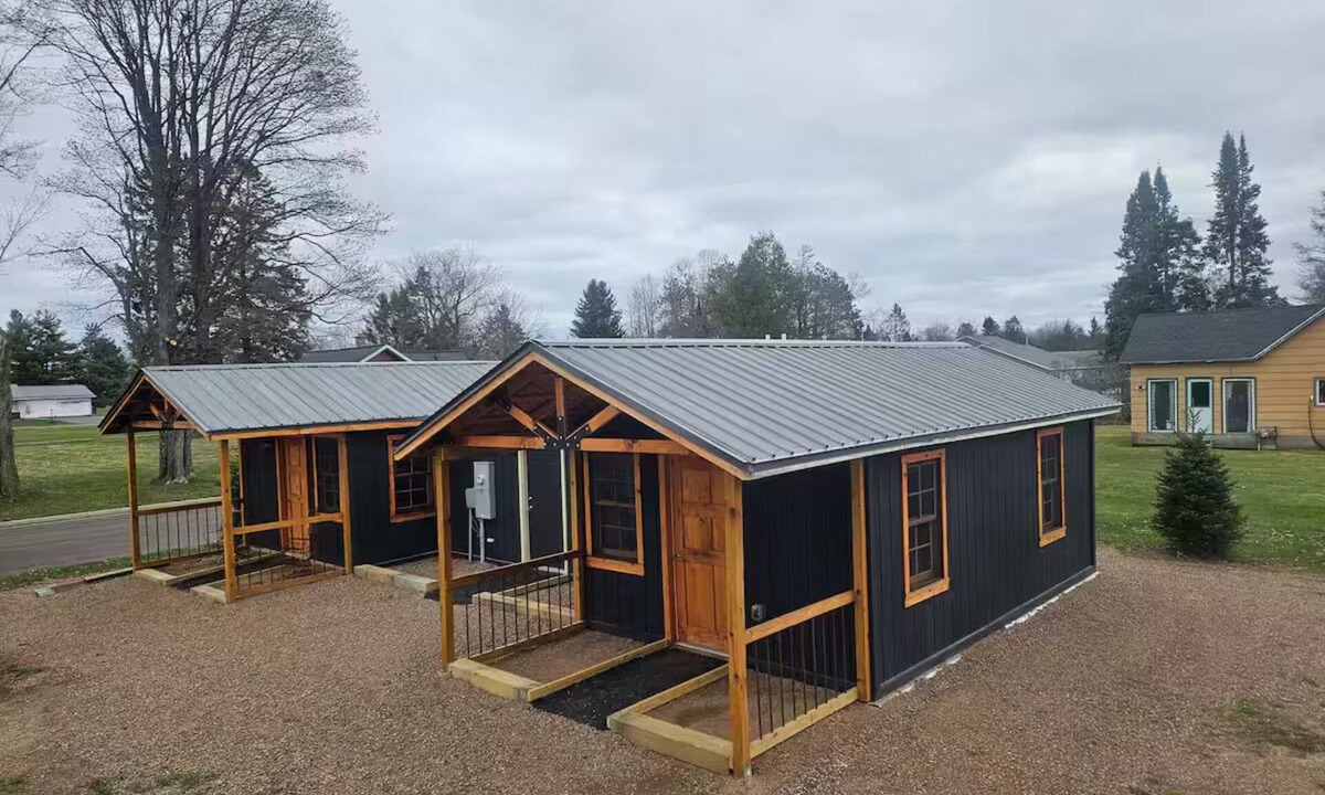 Weyerhaeuser Cabin | Relaxing Fun Bunk house 2