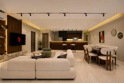 Sheikh Zayed City Apartment | Relaxing Modern Stay with Private Garden, Sheikh Zayed city