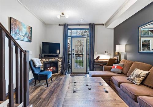 Canmore House | Relaxing Mountain Getaway at Mystic Springs