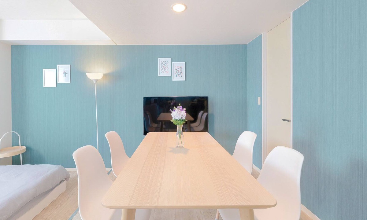 Nakano Apartment | Relaxing new furniture room / Room 401/6 people / 5 minutes from the nearest station / 10 minutes from Shinjuku / Near convenience store / High-speed Wi-Fi