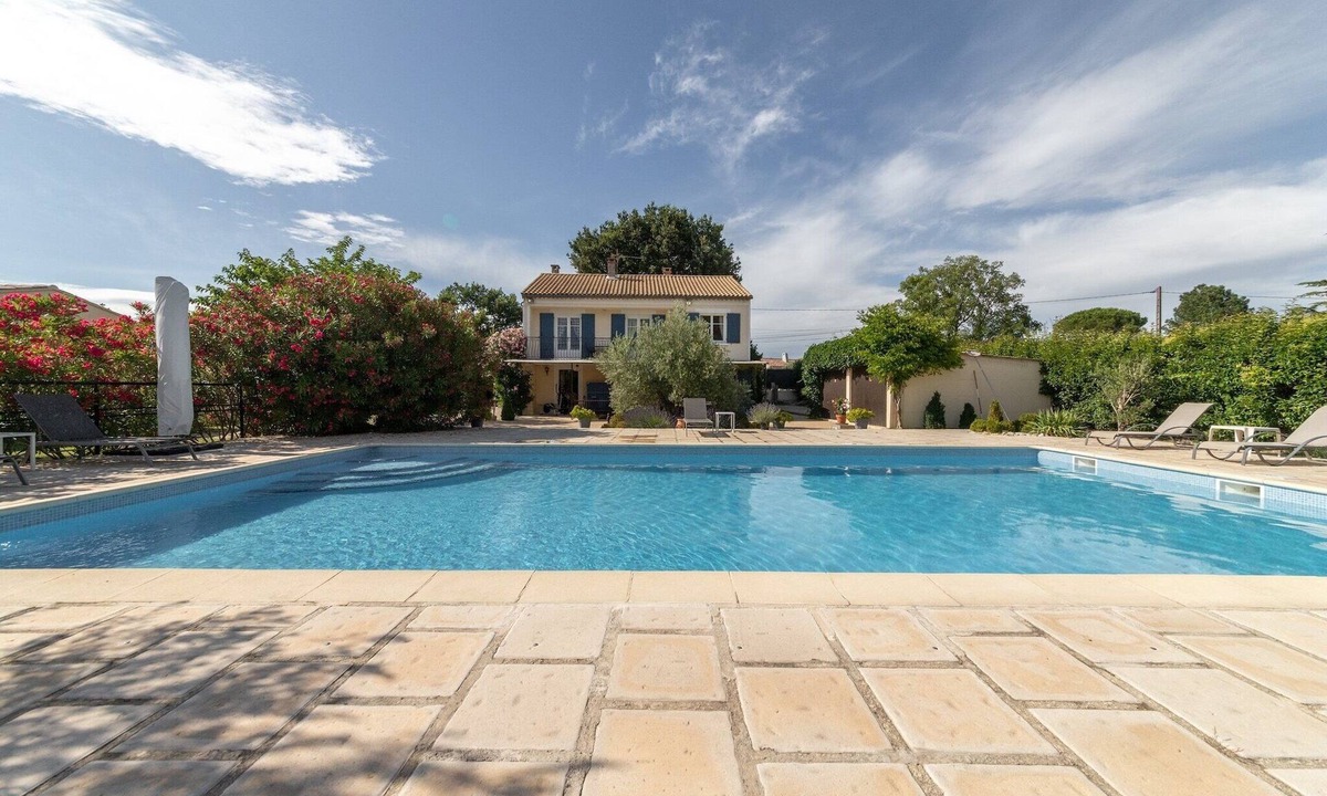 Carpentras Villa | Relaxing Provence Hideaway