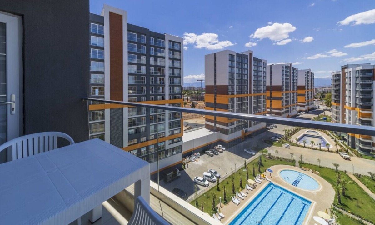 Kepez Apartment | Remarkable Flat with Shared Pool in Kepez