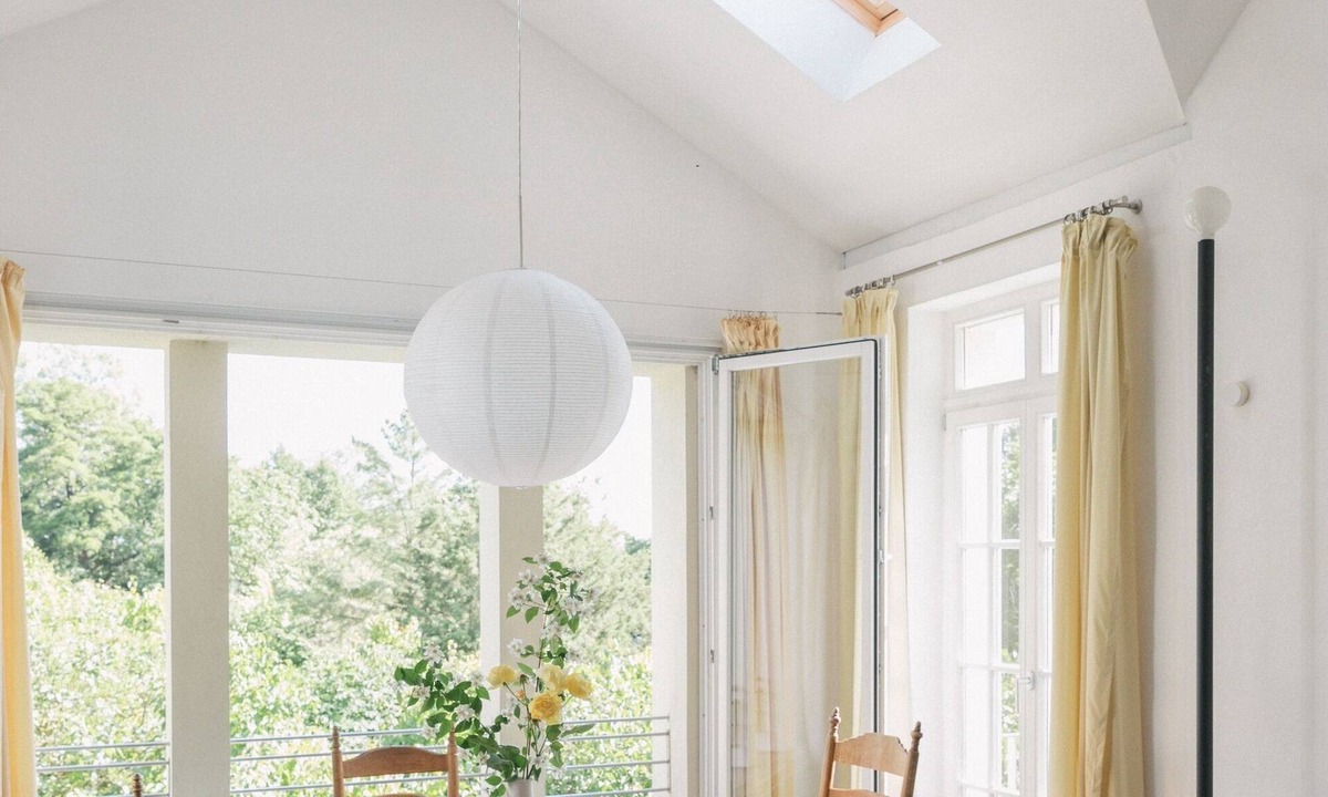 Werder Apartment | REMISE LOFT: Spacious apartment with balcony, loggia window and water access
