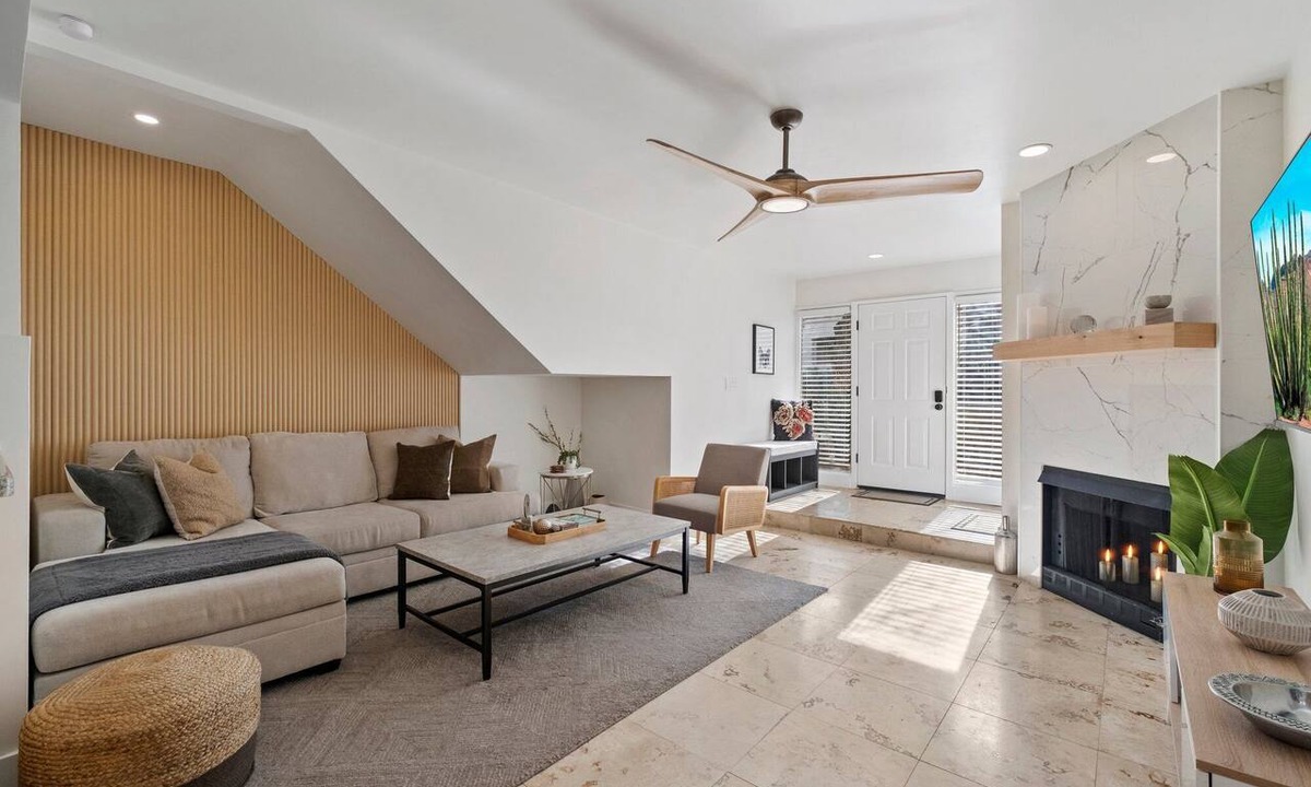Camelback East Condo | Remodeled Luxury Condo with Heated Pool, Spa and Hiking Trails Nearby!