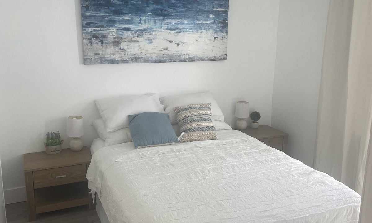 Downtown Phoenix Cottage | Remodeled Stand alone Cottage.B