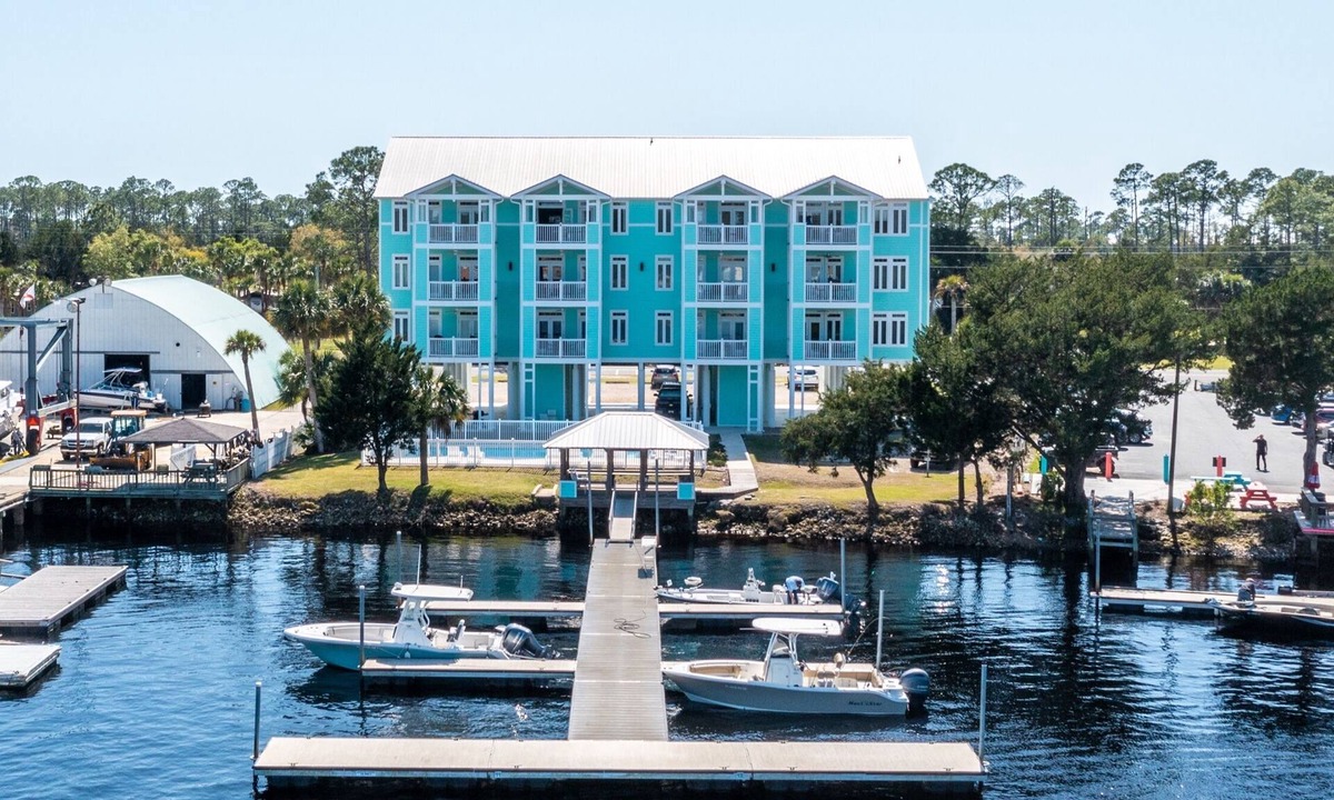 Steinhatchee Condo | Remodeled! Waterfront, Rivers Edge Condo #1C-Bldg 1 *DOCK w/ASSIGNED BOAT SLIP!