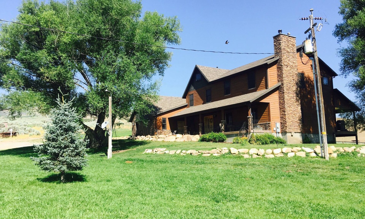 Fairview House | Remote ranch house on 93 acres in the peaceful Indianola Valley! Sleeps 30