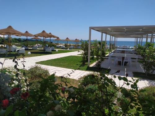 Mondragone Resort | Rena Resort