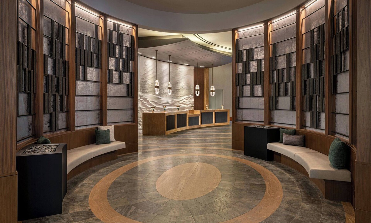 Seaport District Hotel | Renaissance® Boston Seaport District