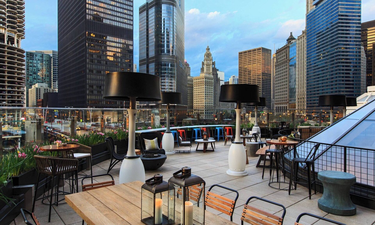 Downtown Chicago Hotel | Renaissance Chicago Downtown Hotel