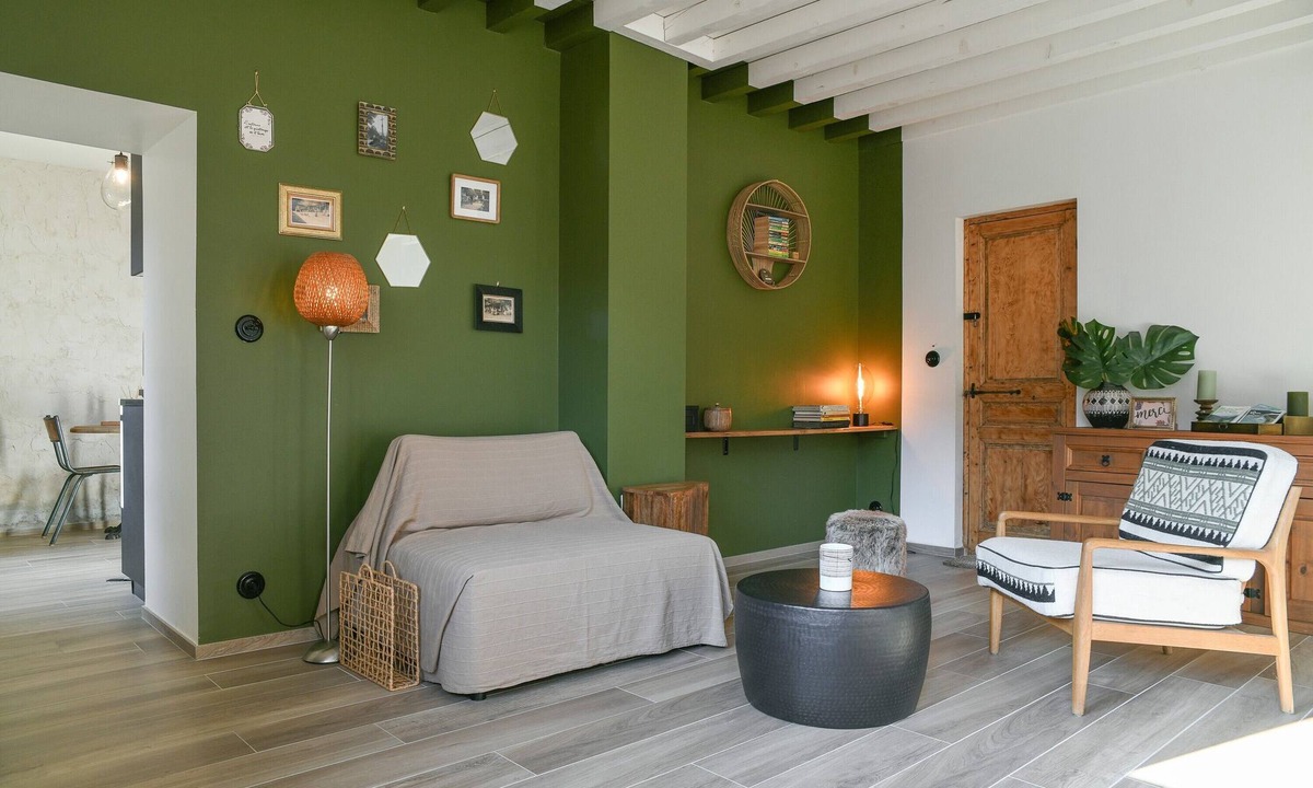 Groslee-Saint-Benoit House | Rendez-vous on the Ground Floor – Serene Retreat in the Heart of Bugey