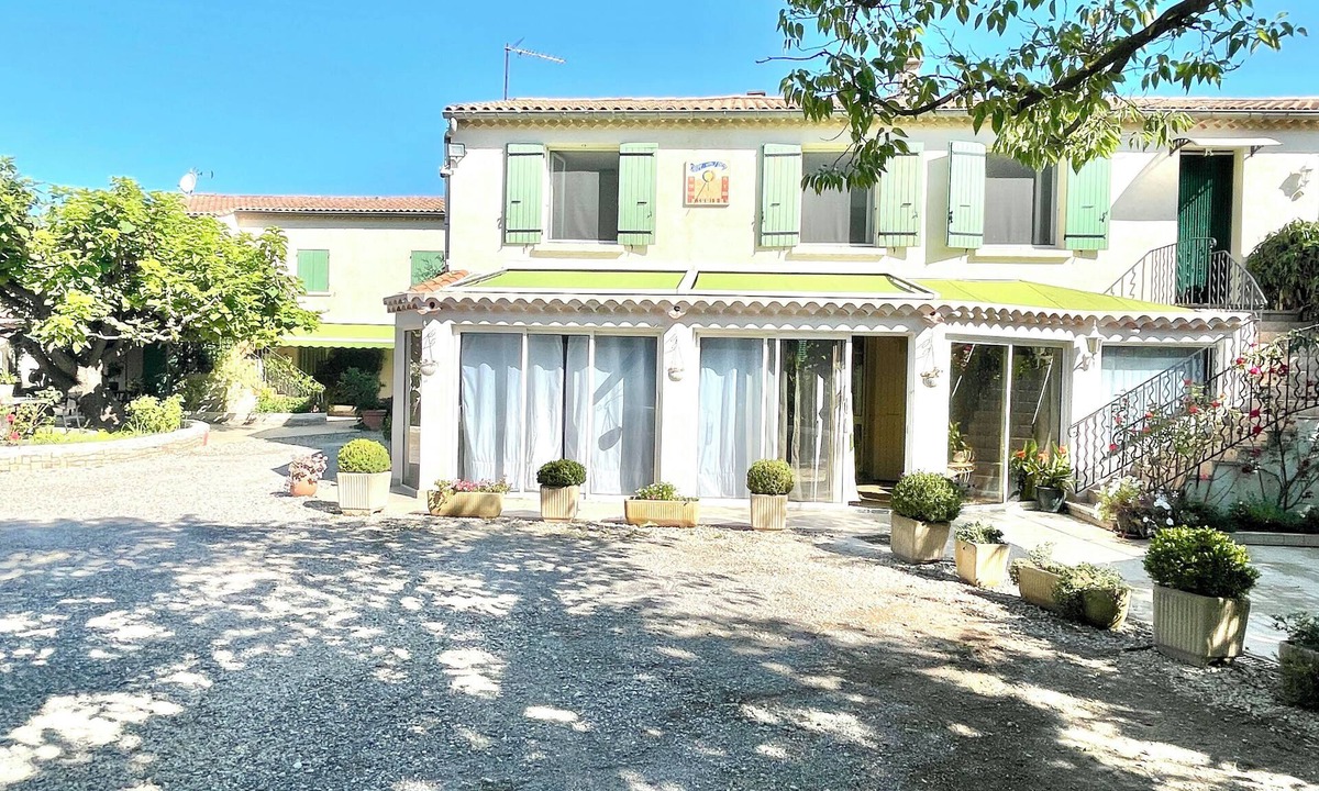 Cheval-Blanc House | Rendez-vous en Provence - Duo of gites 6+4 people - swimming pool - air conditioning