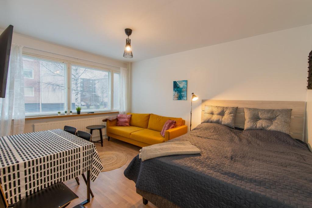 Oulu Apartment | Renovated bright Studio, Free wifi, City center
