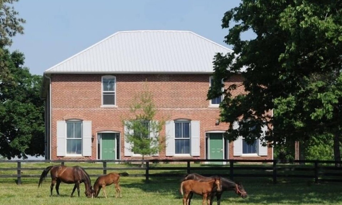 Paris House | Renovated Train Station on Thoroughbred Horse Farm