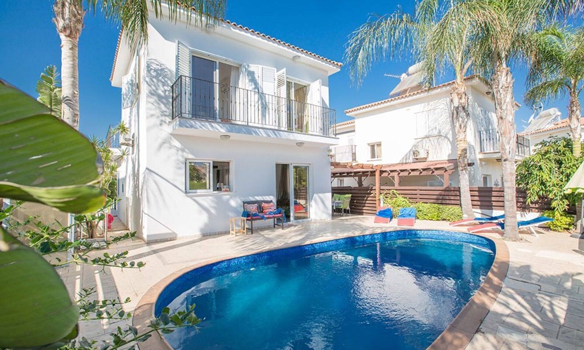 Pernera Villa | Rent Your Dream Protaras Holiday Villa and Look Forward to Relaxing Beside Your Private Pool