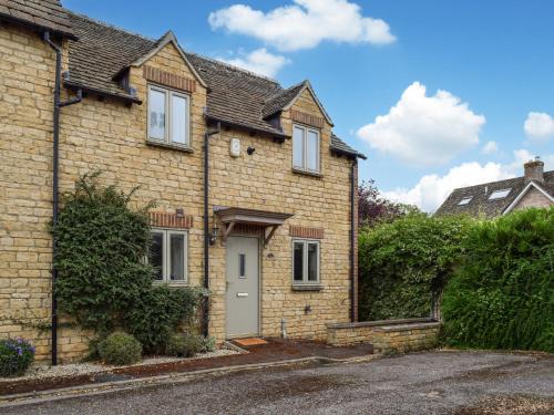 South Leigh House | Renwood
