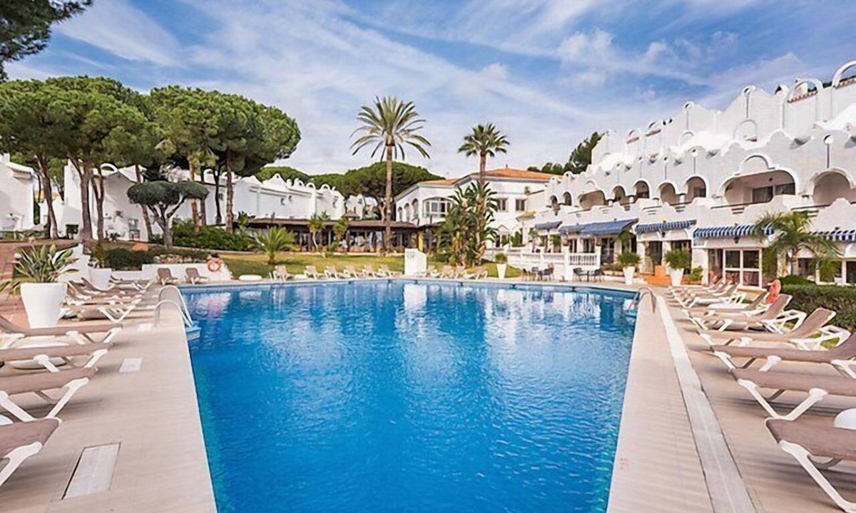 Urbanizacion Hacienda las Chapas Apartment | Reserva de Marbella by Interhome