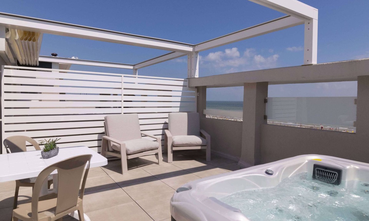 Fogliano Marina House | Residence Flow-r