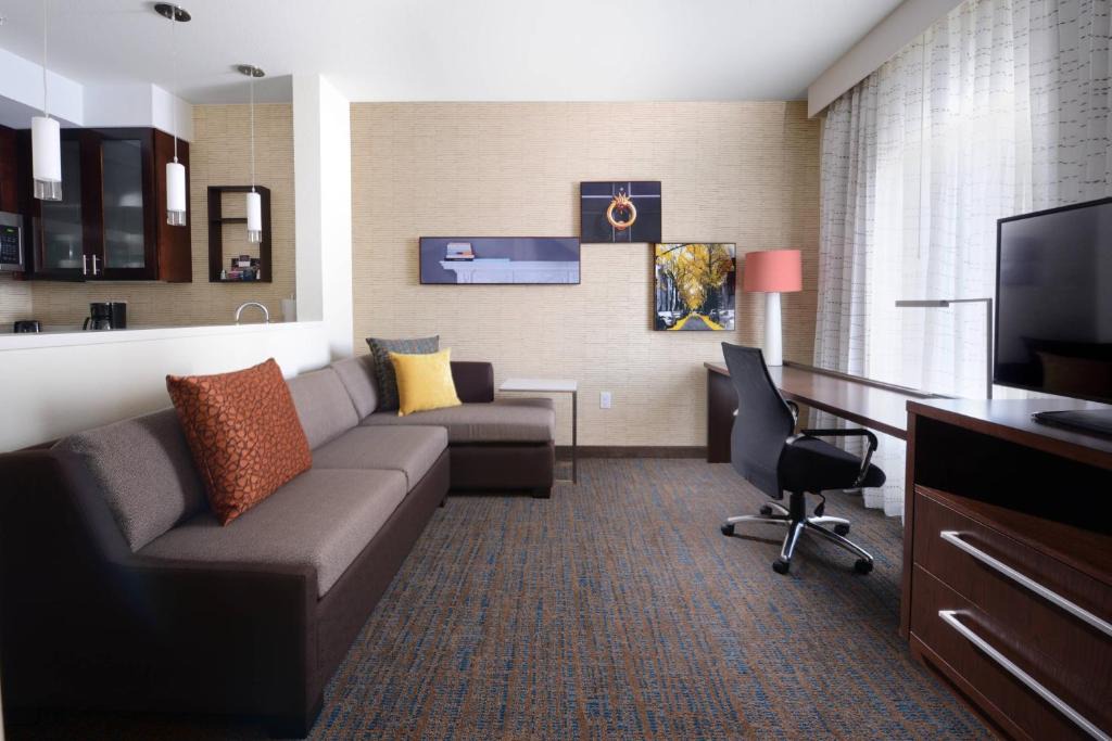 Pasadena Hotel | Residence Inn by Marriott Houston Pasadena