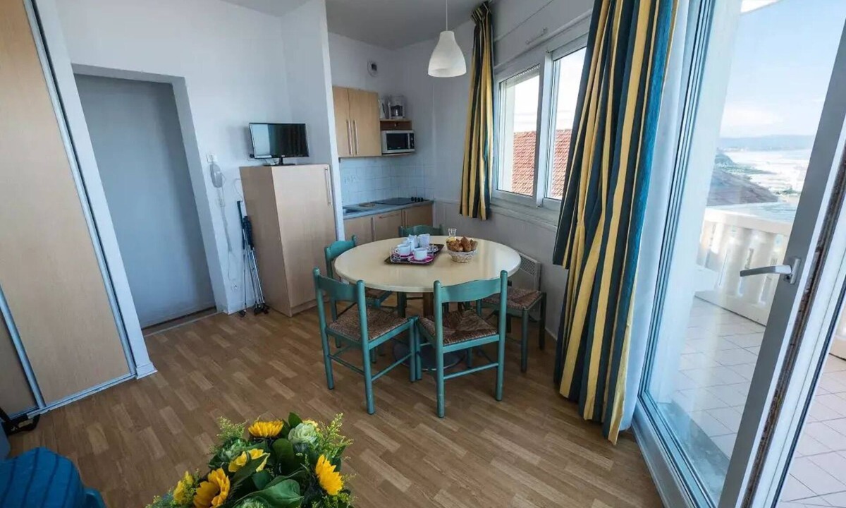 Biarritz Apartment | Residence Mer & Golf Eugénie* - 3 Rooms 6 People Sea Side