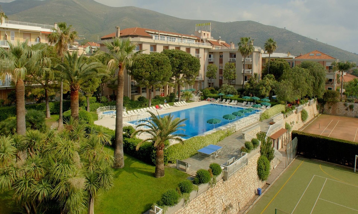 Ceriale Apartment | Residence Oliveto