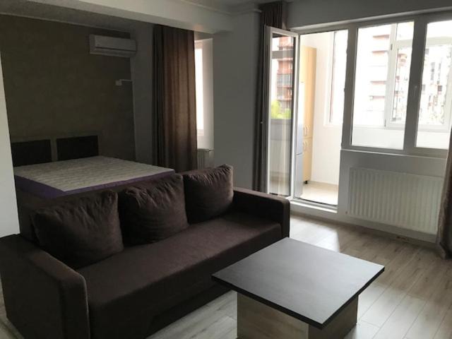 Chiajna Apartment | Residence