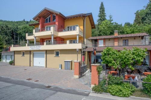 Trarego Apartment | Residence Usignolo
