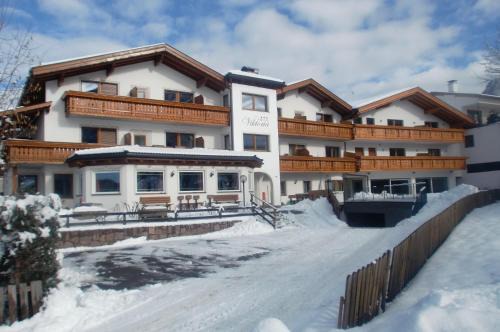 Kastelruth Apartment | Residence Viktoria