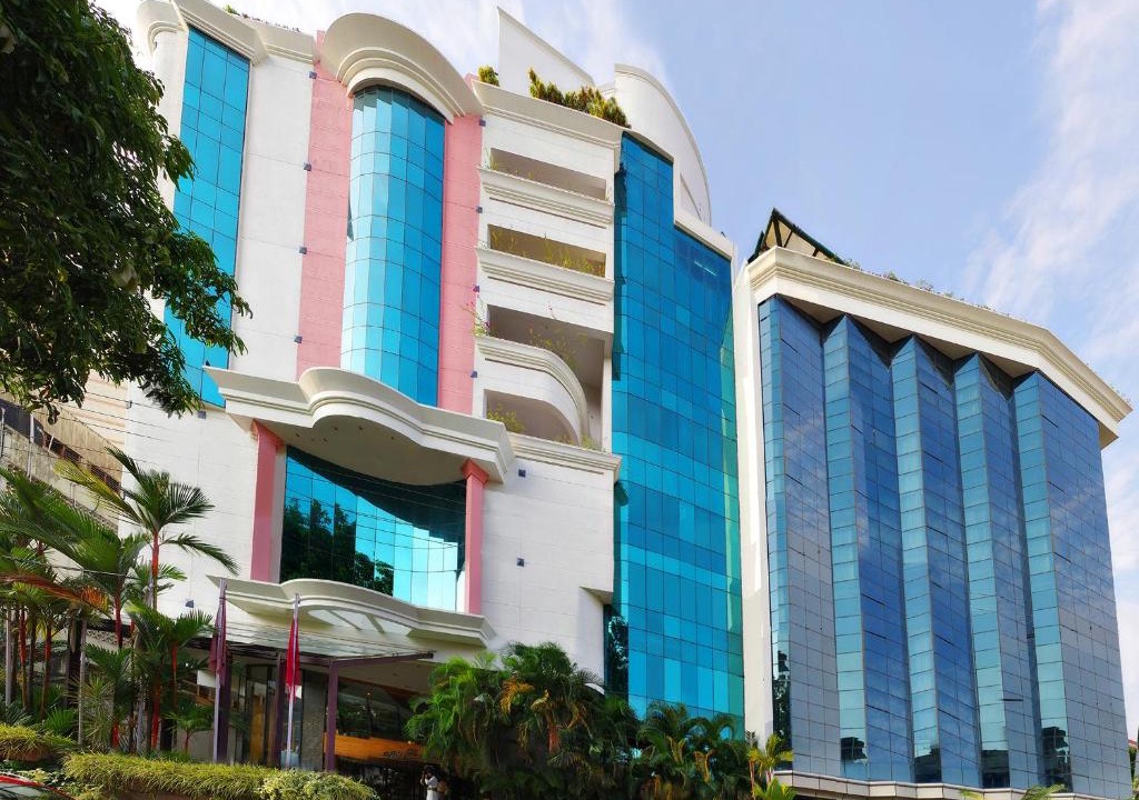 Statue Hotel | Residency Tower