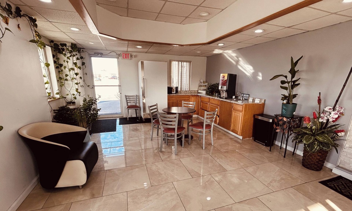 Grain Valley Hotel | Residential Suites Blue Springs by Hotel O I 70