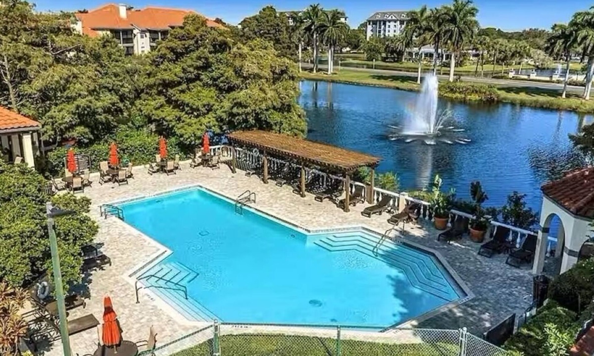 Feather Sound Condo | Resort Living- 3 BR escape in Clearwater/St Pete + all amenities! 90 day min