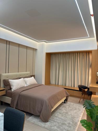 Pasay Apartment | Resorts World Eighty One Newport Boulevard Near Airport T2 and T3