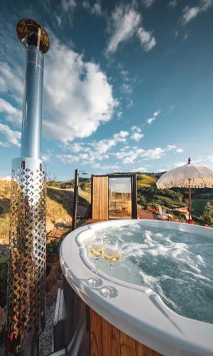 Quartiere Valle Savio House | Respiro Glamping Private Retreat with Hot Tub