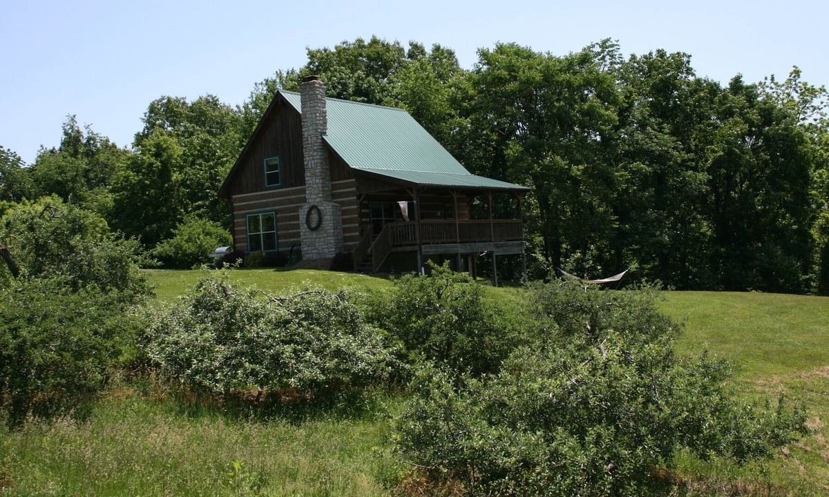 White Cottage Cabin | Rest & relax in a fully furnished cabin on a working orchard and vineyard.