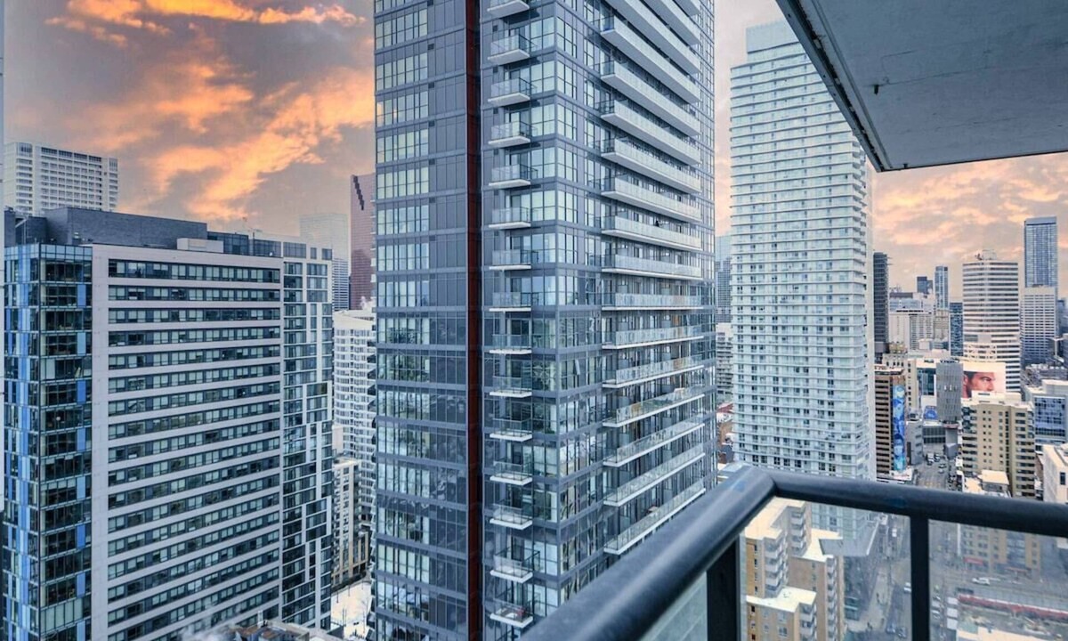 Garden District Hotel | Restio Stays - Toronto