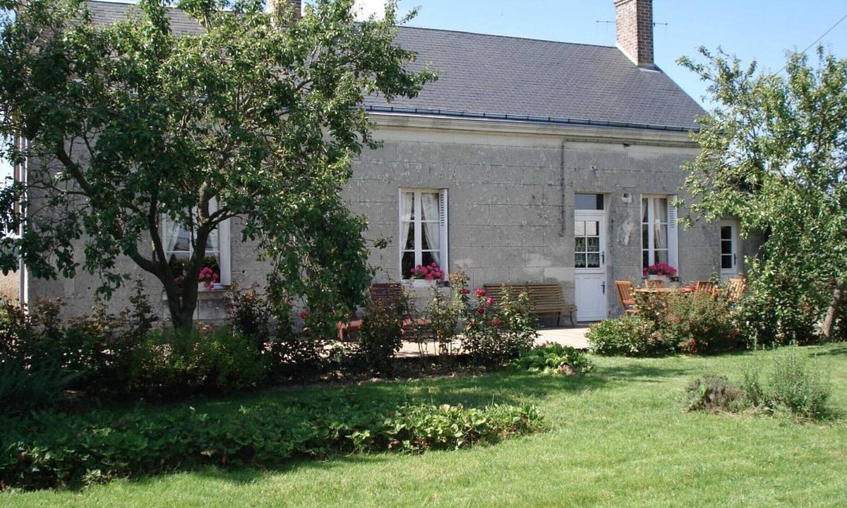 Prunay-Cassereau Cottage | Restored Country House with WIFI and Fireplaces