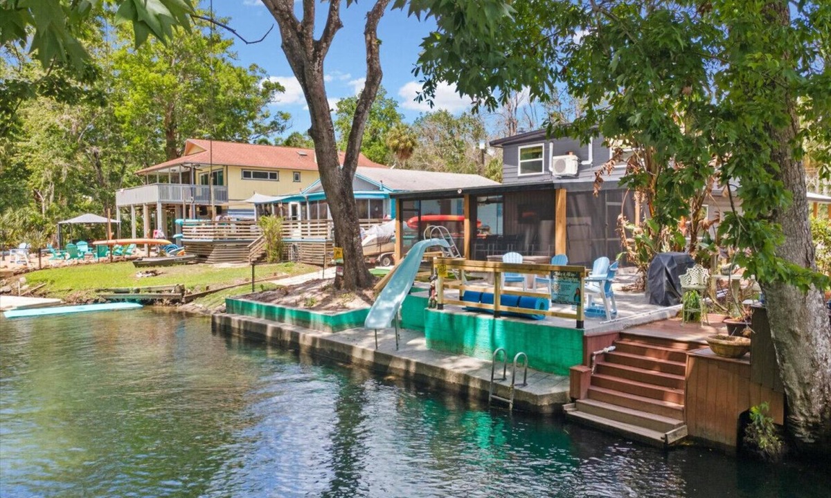 Weeki Wachee Gardens House | Retreat at Bear Trail-Stunning Newly Remodeled 4BR
