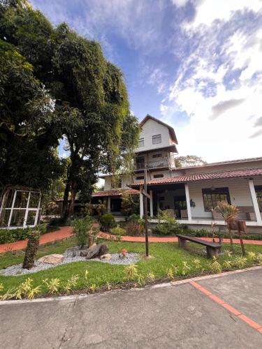 Santos Dumond House | Rey House
