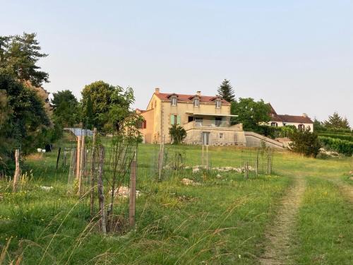 Plazac Apartment | Rez-de-jardin 3 pièces avec jolie vue
