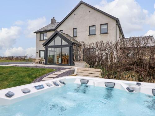 Bontnewydd House | Rhandir Hen