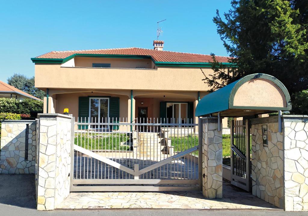 Mazzo House | Rho Mind Villa