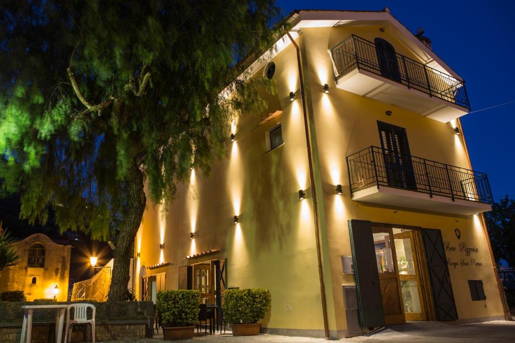 Scala Bed & Breakfast | Rianna Rooms & Breakfast